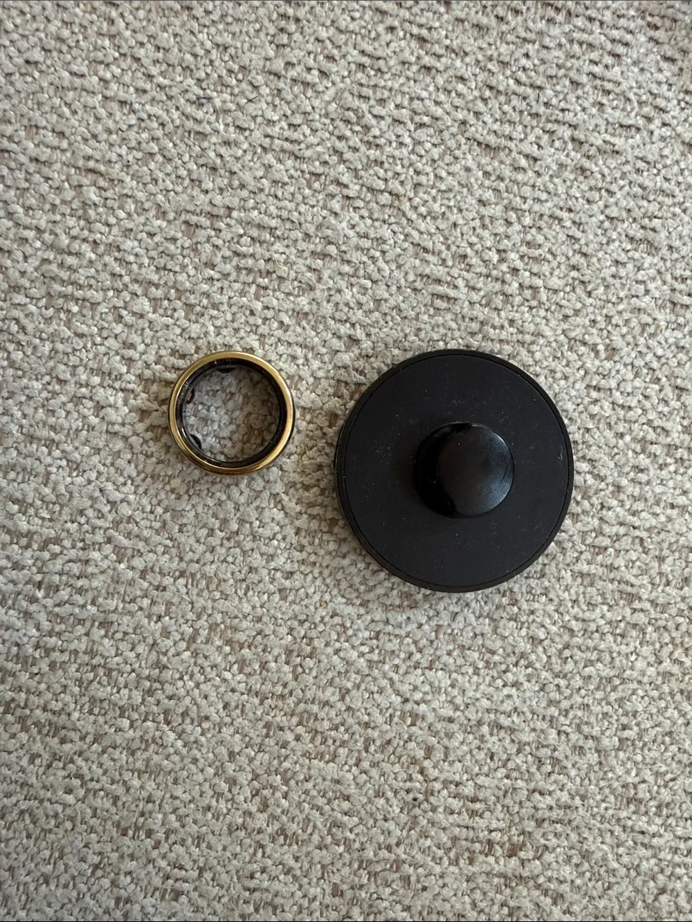 Oura ring 3 with charger size 8